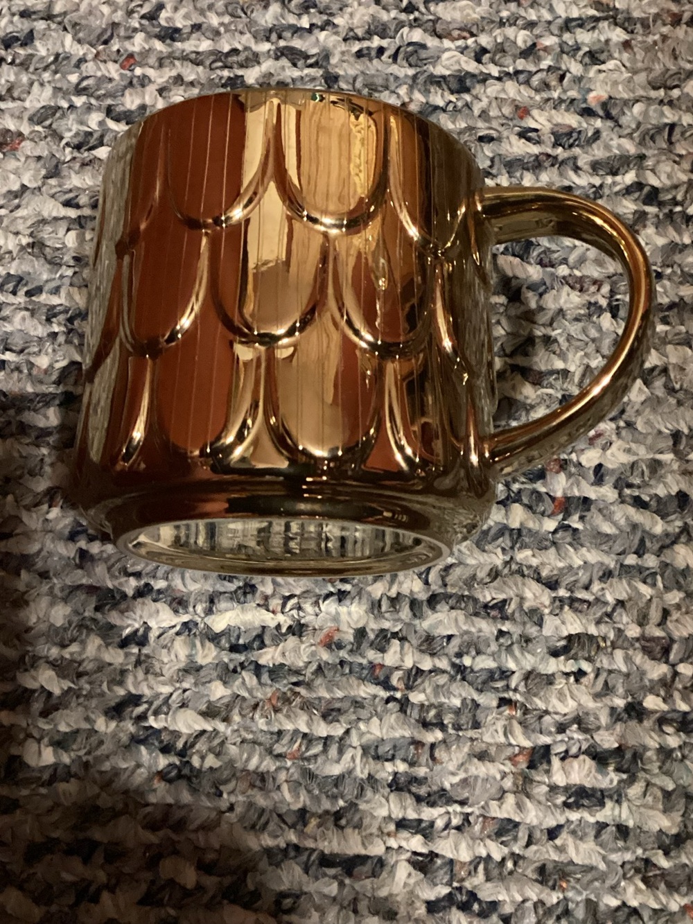 Starbucks Dining 2019 Gold Mermaid Scale 14 oz. Mug!